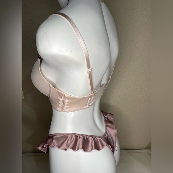 Victoria Secret Very Sexy Push Up Bra 34C VS Corset side Bra VS Push Up Bra 🆕 - Picture 7 of 16